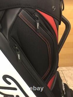 2019 Titleist Midsize Black Golf Tour Staff Cart Bag, 6-Way, Hood & strap, 9.5/10