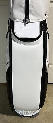 Nike Golf Asian Cart Bag White/Silver-Black GF3006