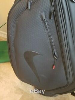 Nike Premium Platinum Modern Staff/Tour/Cart Golf Bag