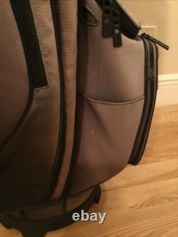 Titleist Cart 15 Golf Bag with 15-way Dividers & Rain Cover