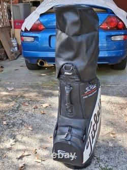 Titleist Midsize Black White Staff Cart Golf Bag with Rain Hood 9.5