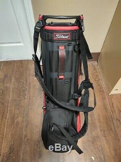 Titleist Players 14 Divider Dual Strap Golf Stand Bag Black/Red/White Raincover
